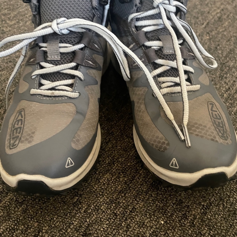 KEEN Women's Zionic Mid Height Waterproof Hiking Boots Steel Grey/Magnet US Sz 8 - Picture 5 of 12